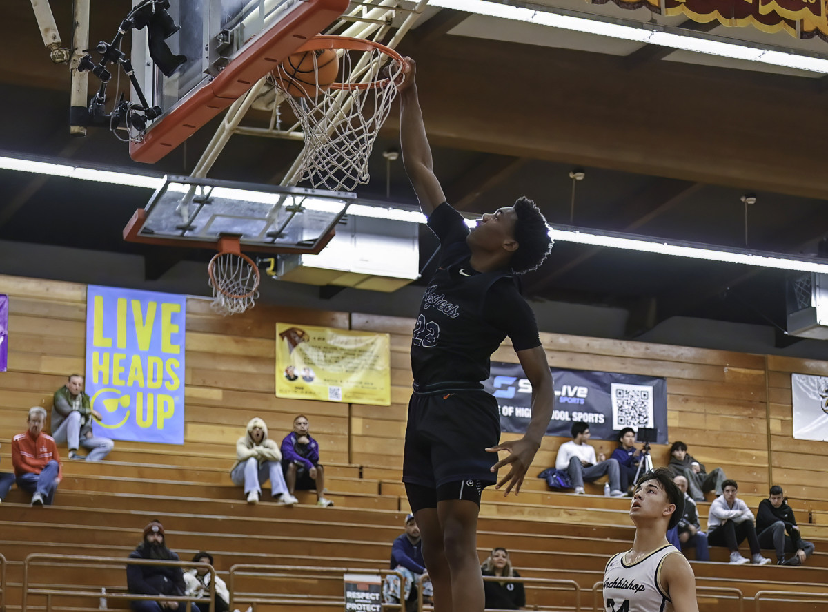 Archbishop Mitty vs Montgomery Torrey Pines Holiday Classic December 28, 2023 Photo-Justin Fine01